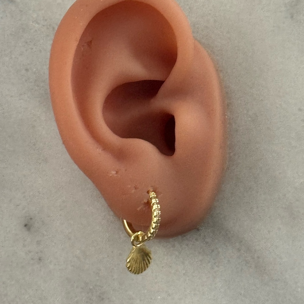 Gold Crystal Pave Sea Shell Dangle Huggie Hoop Earrings 

Brand New - Picture 2 of 5